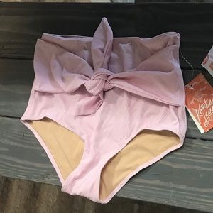 Kortni Jeane Tie front bottoms